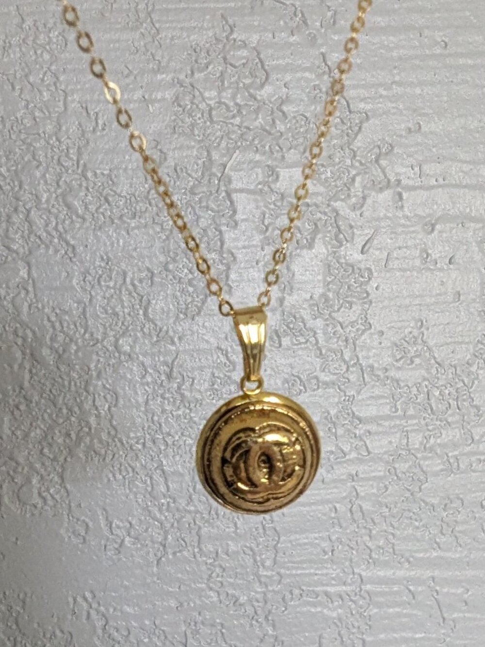Gold Chanel Pendant Necklace